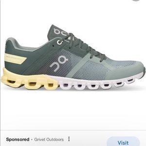 ON Running Women's Cloudflow Running Shoe